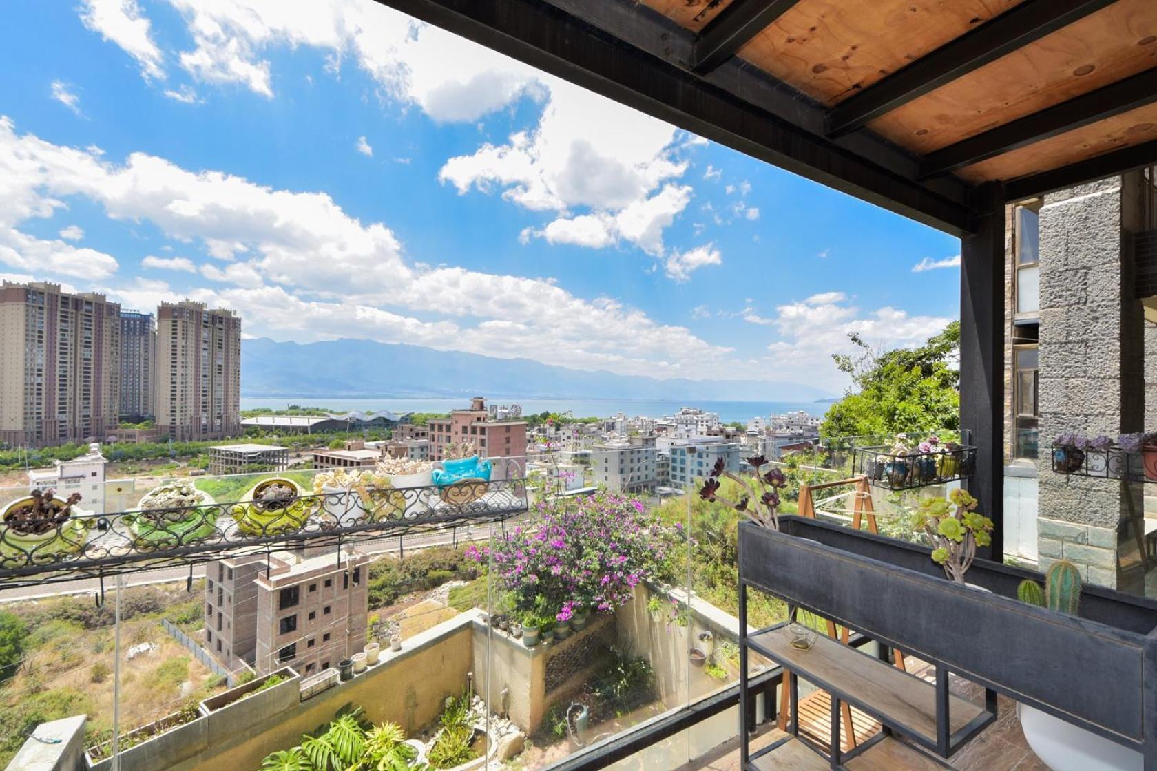 Dali Listening Sea View Villa大理听城海景别墅 Exterior foto